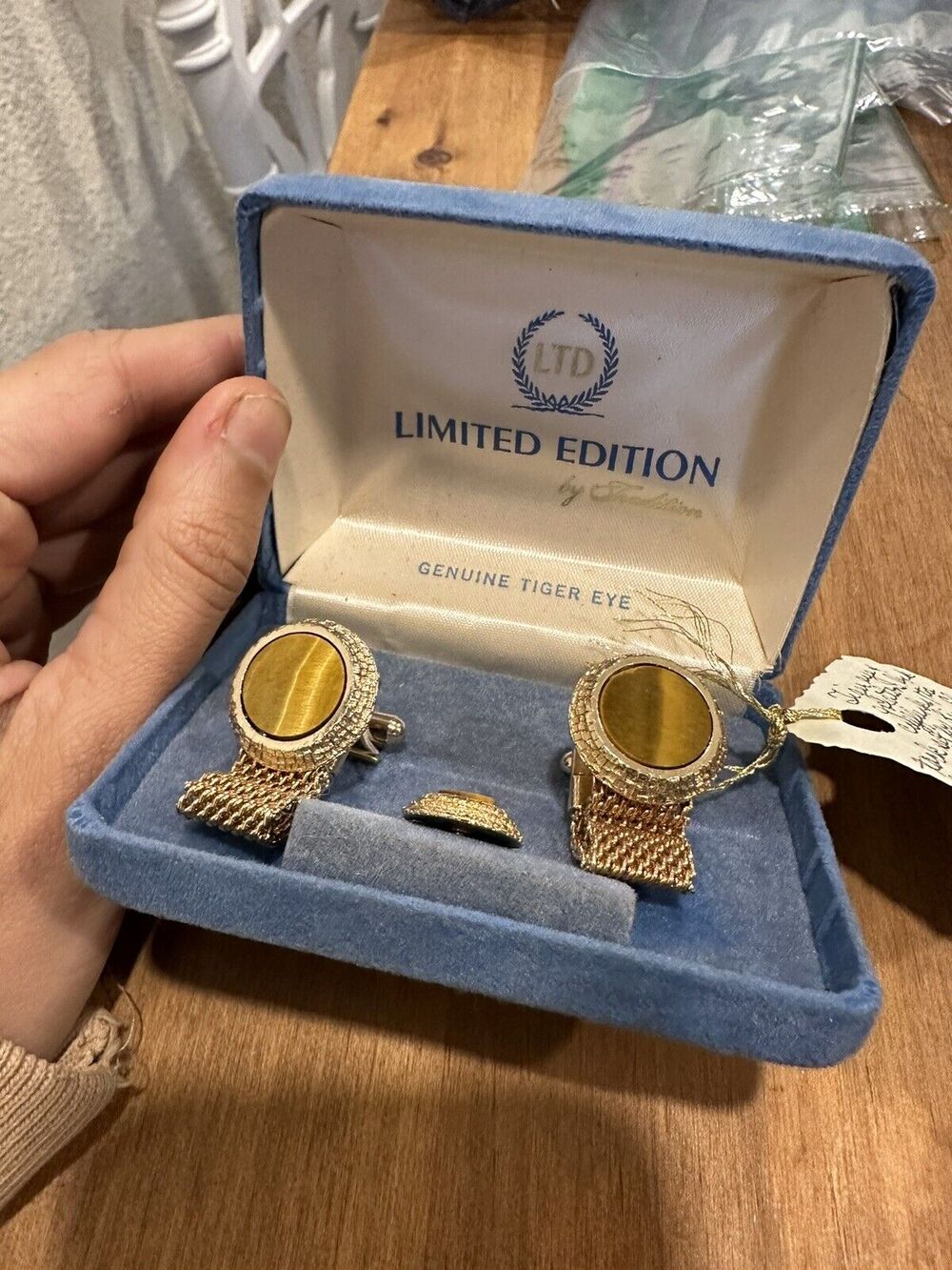 Limited Edition Men's Cufflinks TIGERS EYE GOLD TONE LINK CUFFLINKS PAIR SET